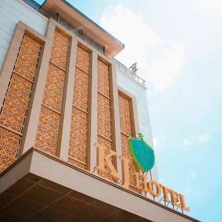 KJ Hotel Yogyakarta Kültér fotó