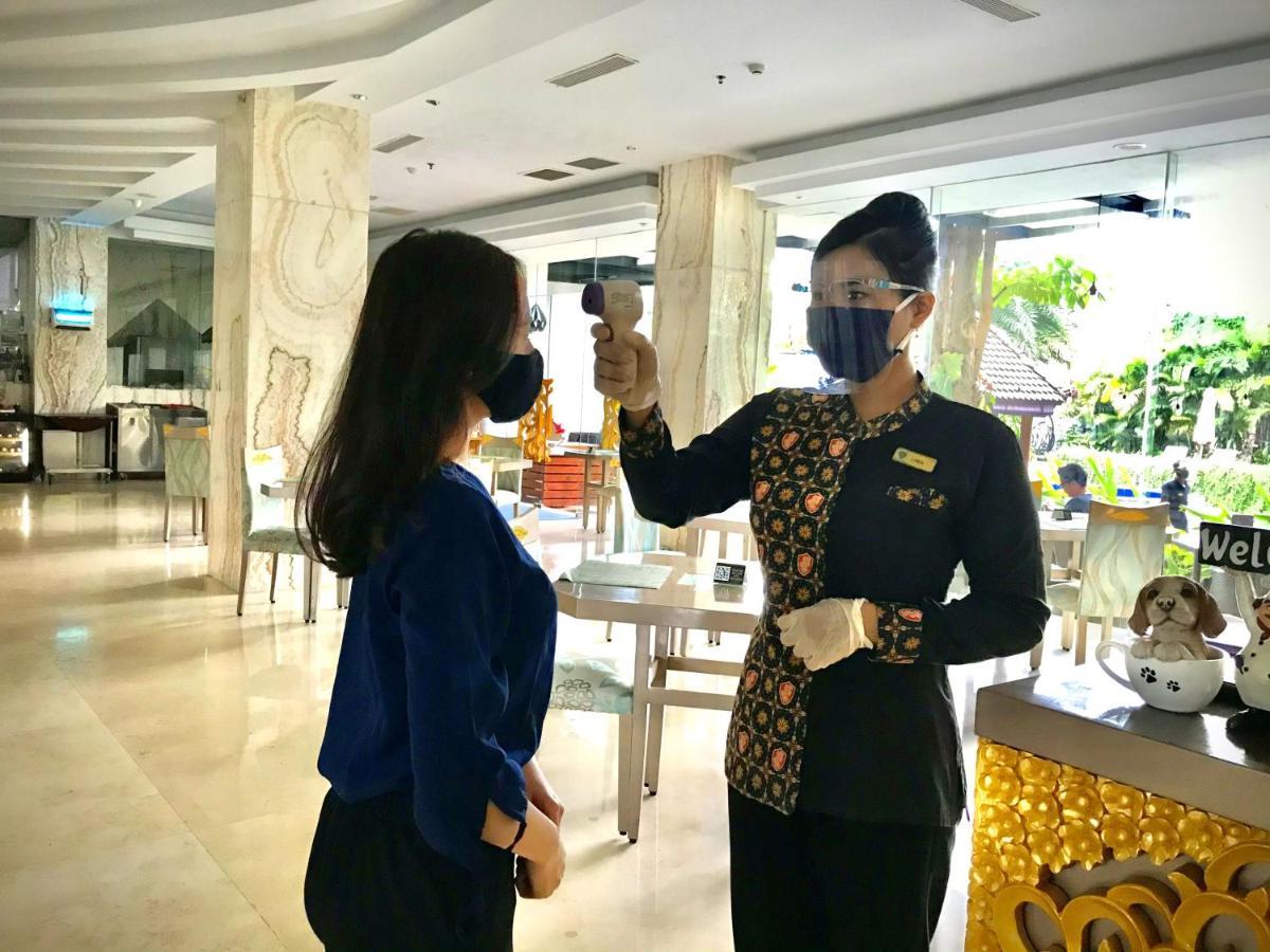 KJ Hotel Yogyakarta Kültér fotó