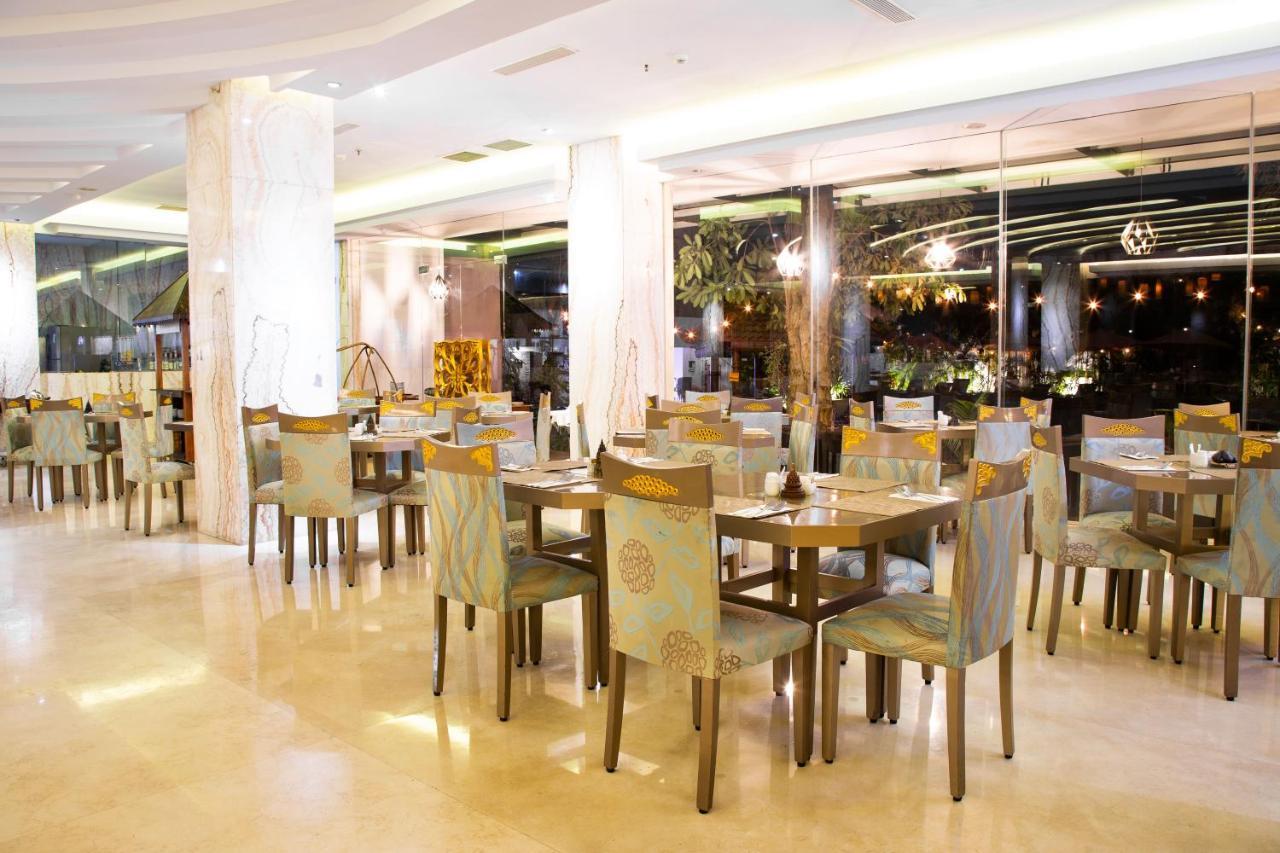 KJ Hotel Yogyakarta Kültér fotó